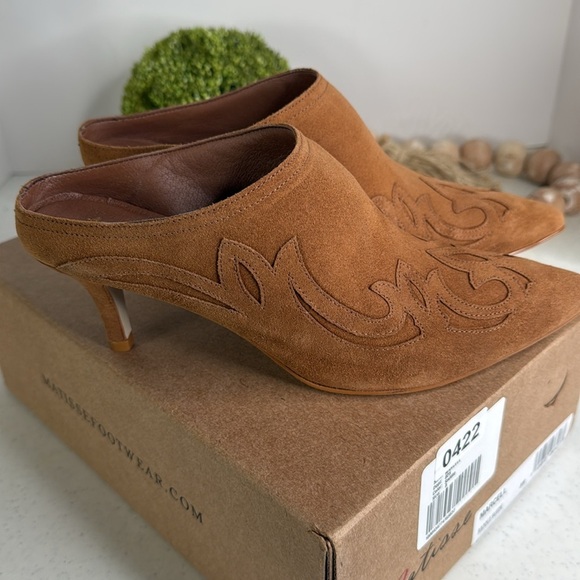 Matisse Marcell Heeled Mules in Cedar, Size 8 M - Picture 9 of 9